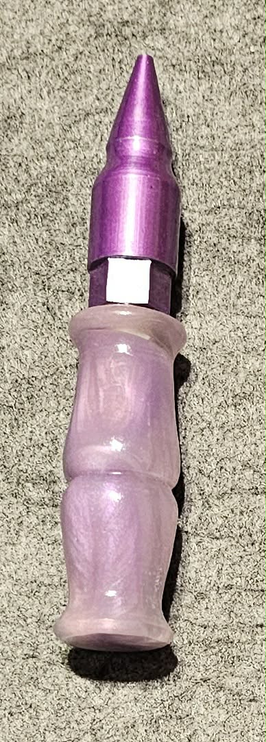 Pearlescent Pink and Violet Medium Grip 4 Total inches